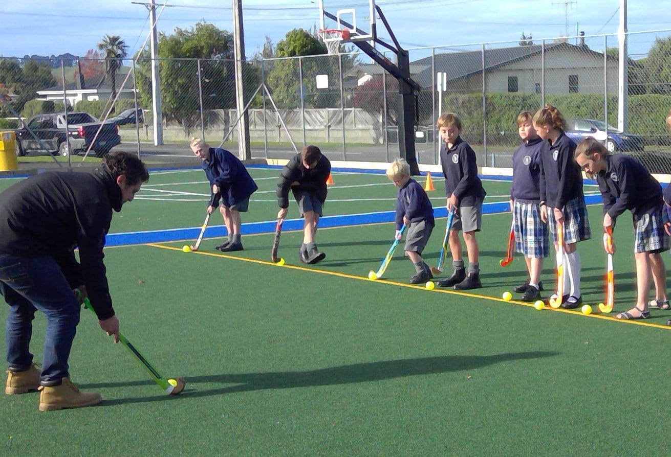 Excellent Multi-Sport versatility for Hockey, Tennis, Netball and Gyms 