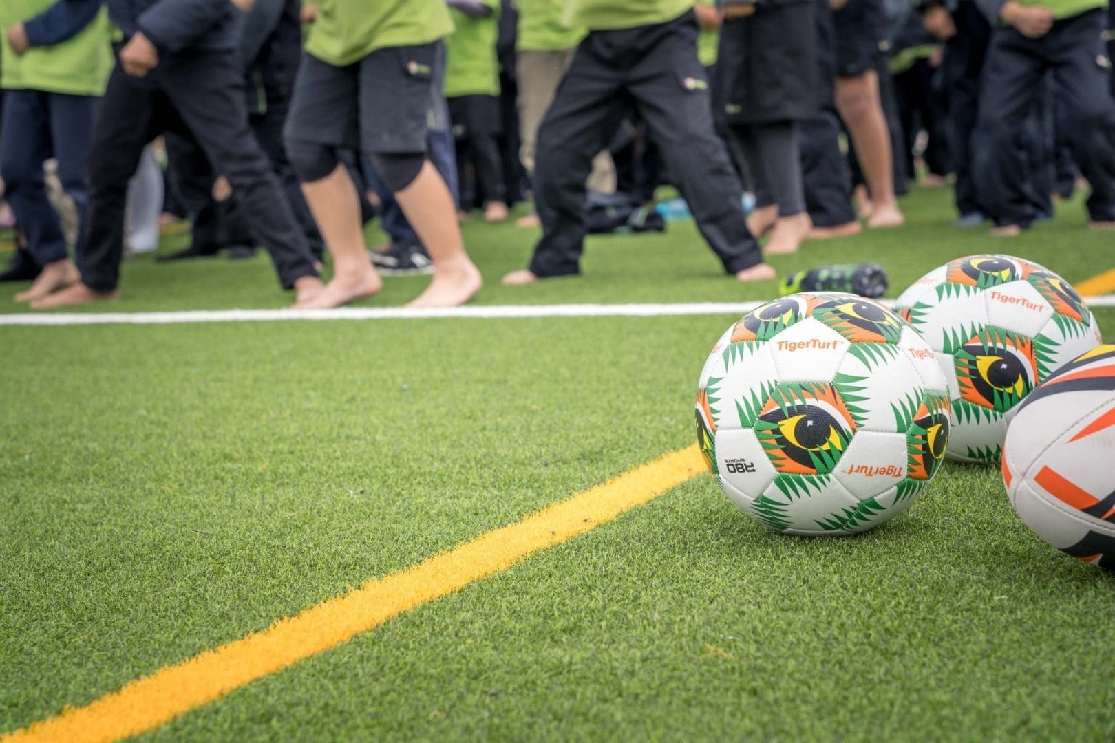 Artificial sports turf